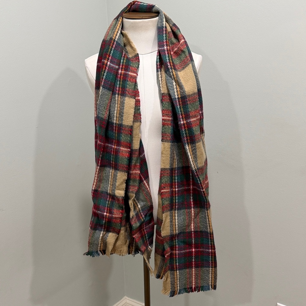 Atmosphere Tartan Scarf with Red, Green, and Beige